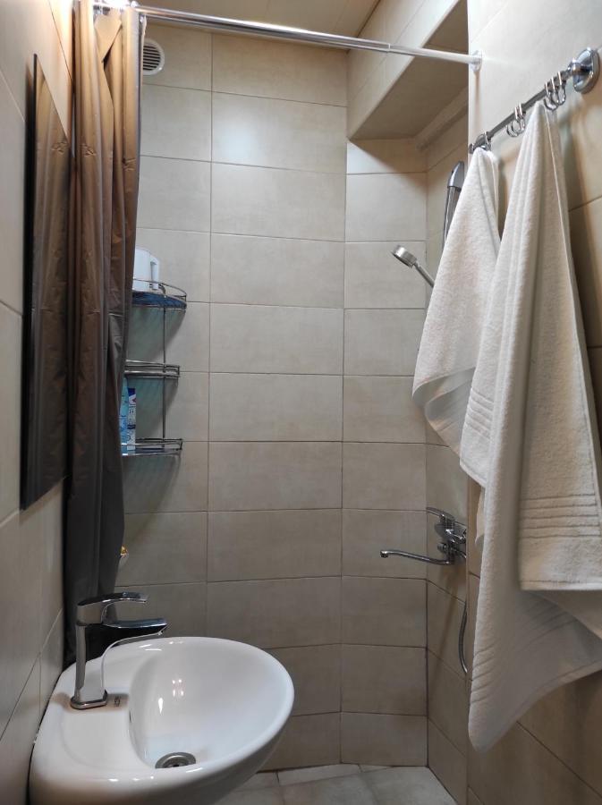 Tranquil Apartment In Vake Tbilisi ภายนอก รูปภาพ
